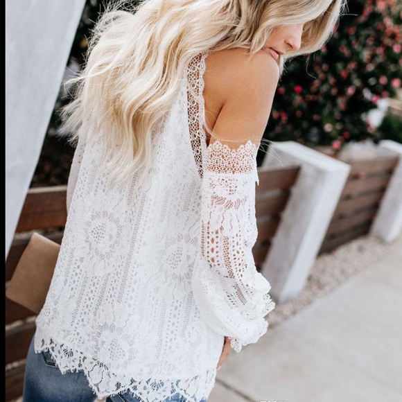 White Lace Long Sleeve Blouse - Picture 3 of 4